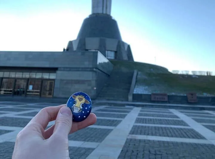Hazelnut in Motherland Monument