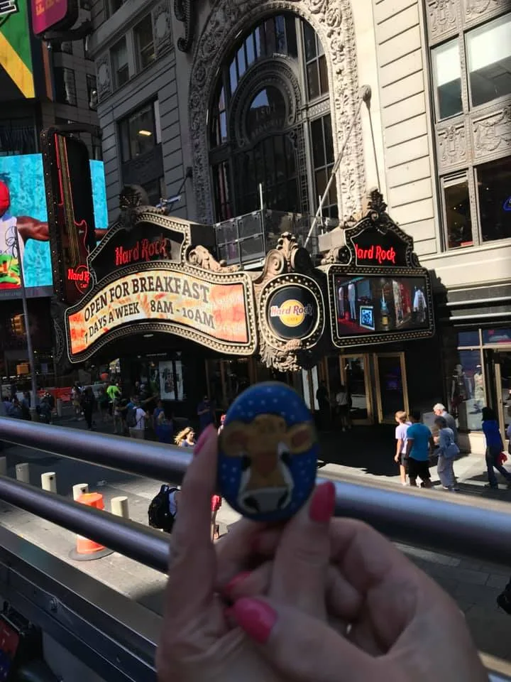 Henrietta in Time Square